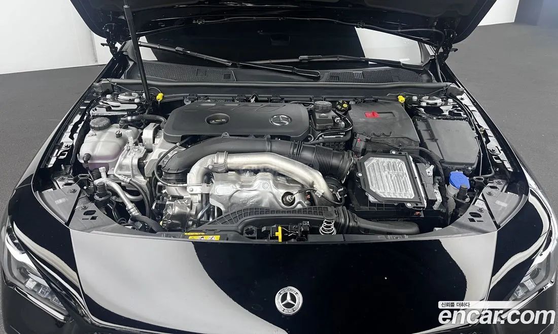 Mercedes-Benz CLA 35 AMG 2026 — миниатюра 6