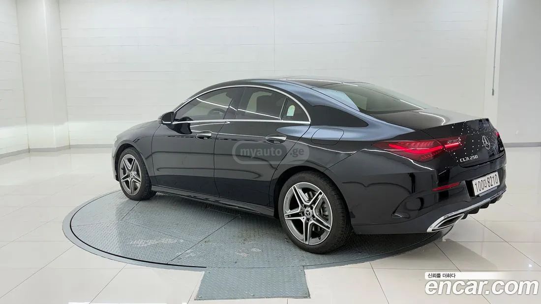 Mercedes-Benz CLA 35 AMG 2025 — миниатюра 3