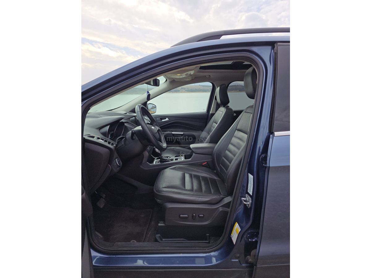 Ford Escape - фото 6