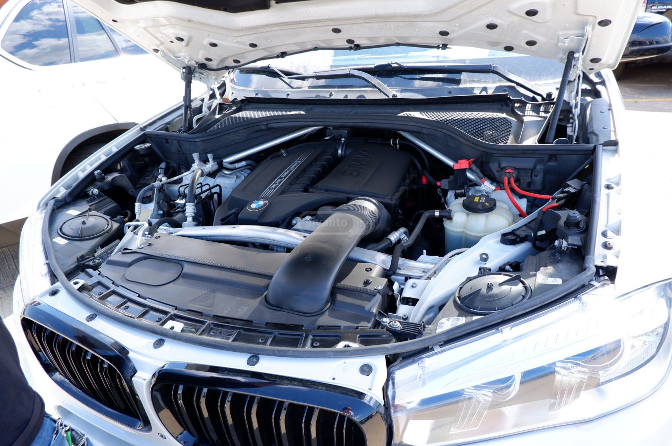 BMW X5 - фото 15