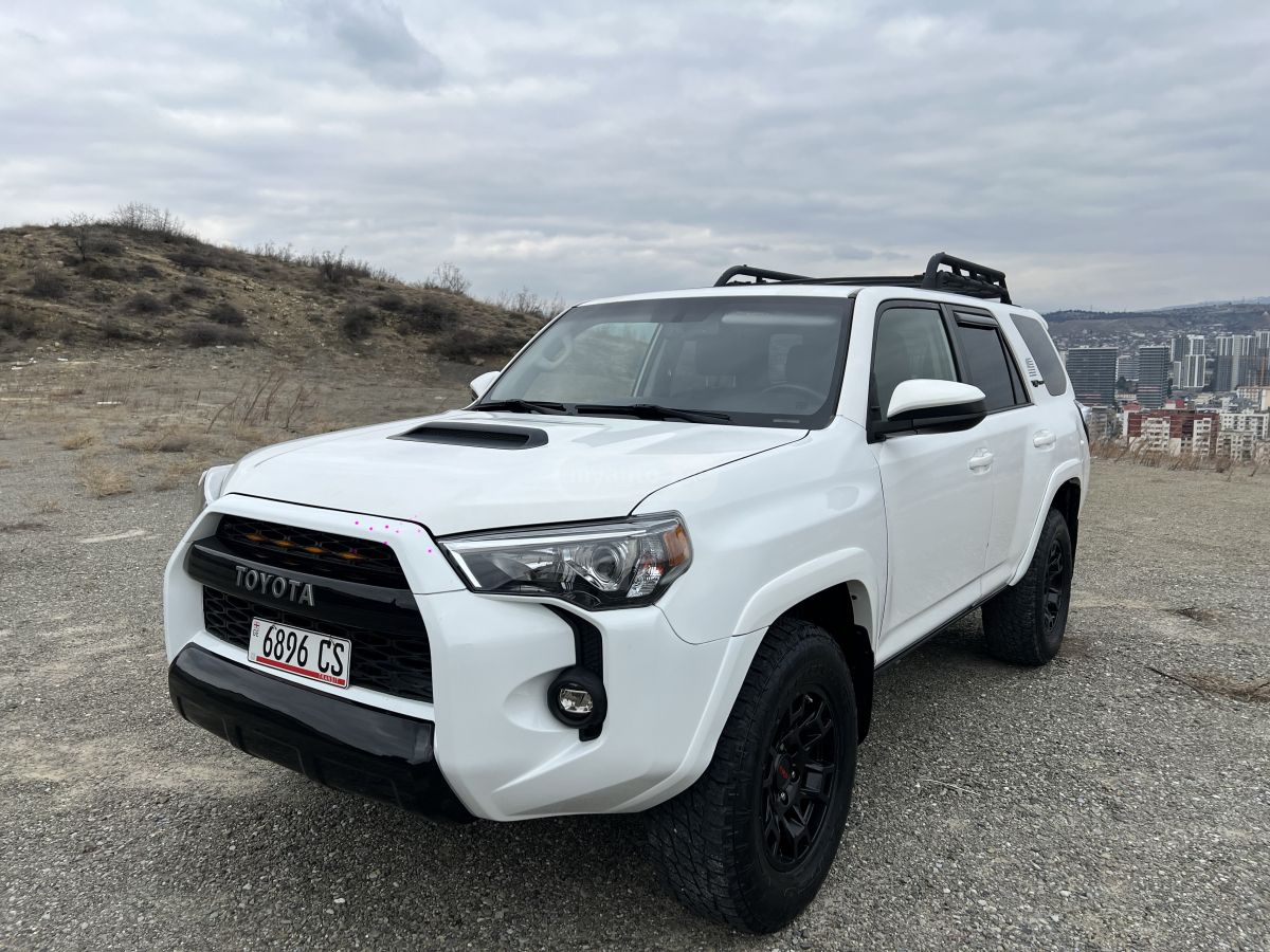 Toyota 4 Runner - фото 3