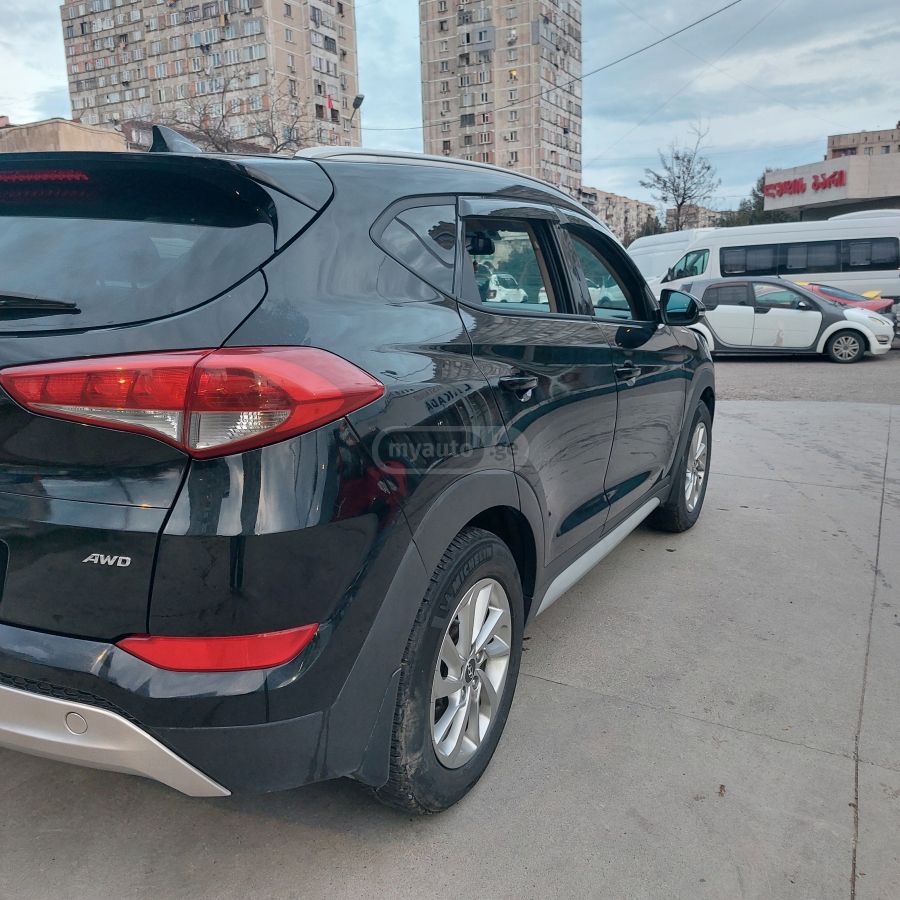 Hyundai Tucson - фото 2