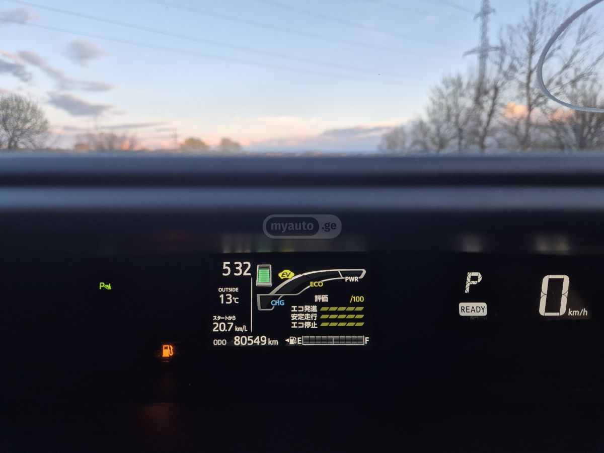 Toyota Aqua - фото 14