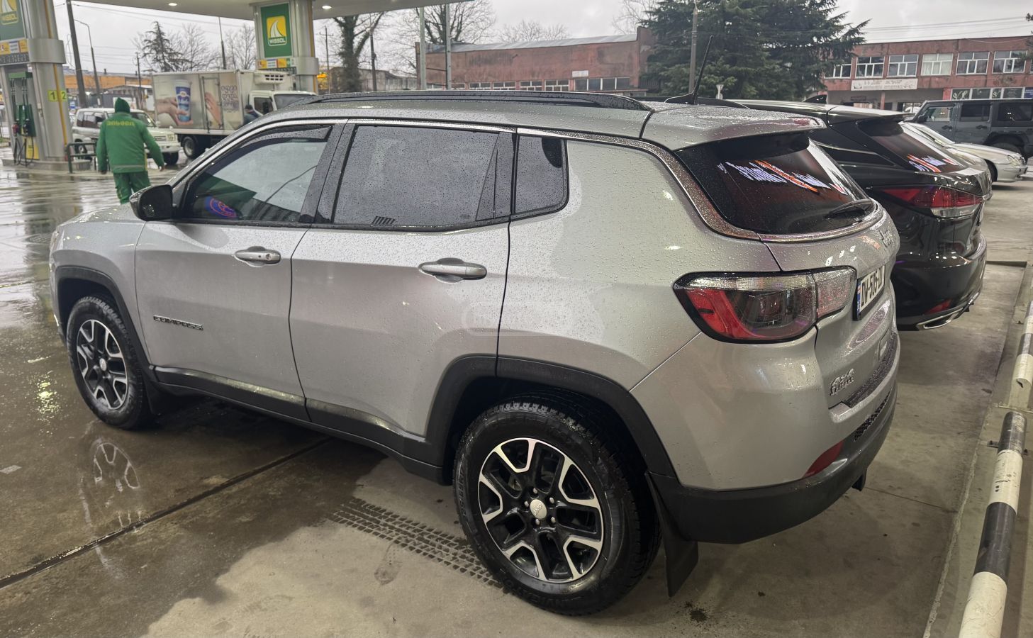 Jeep Latitude 4dr 4x4 Automatic — миниатюра 2