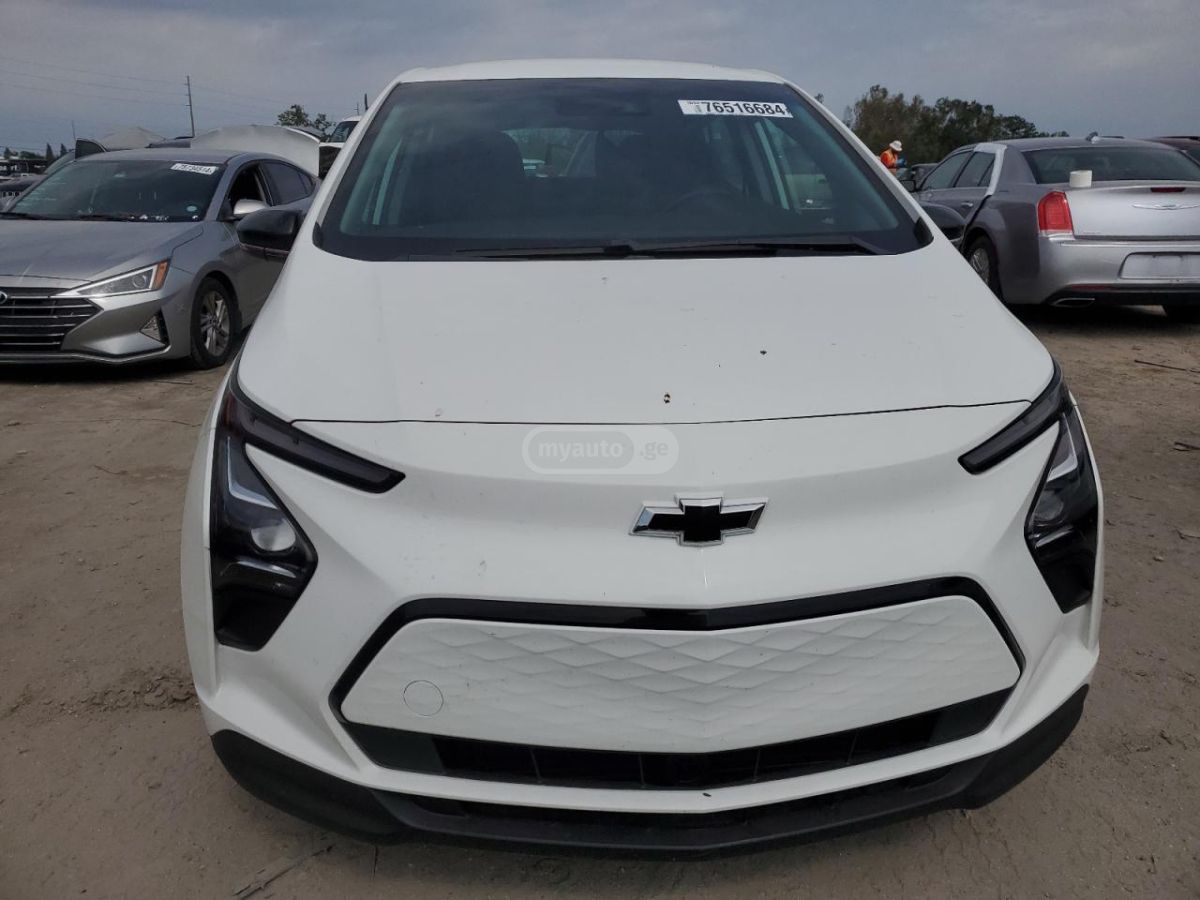 Chevrolet 1LT 4dr Wagon Automatic — миниатюра 5