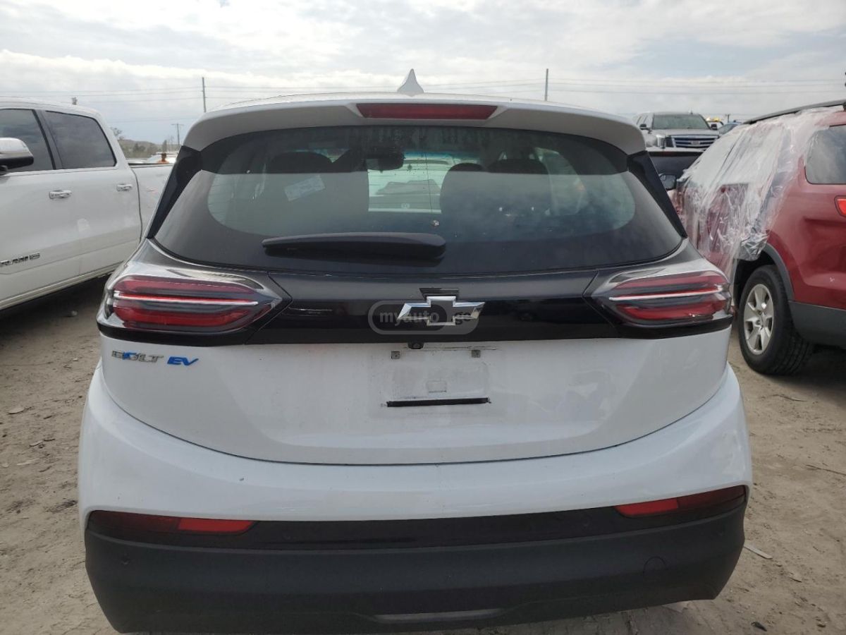 Chevrolet 1LT 4dr Wagon Automatic — миниатюра 6