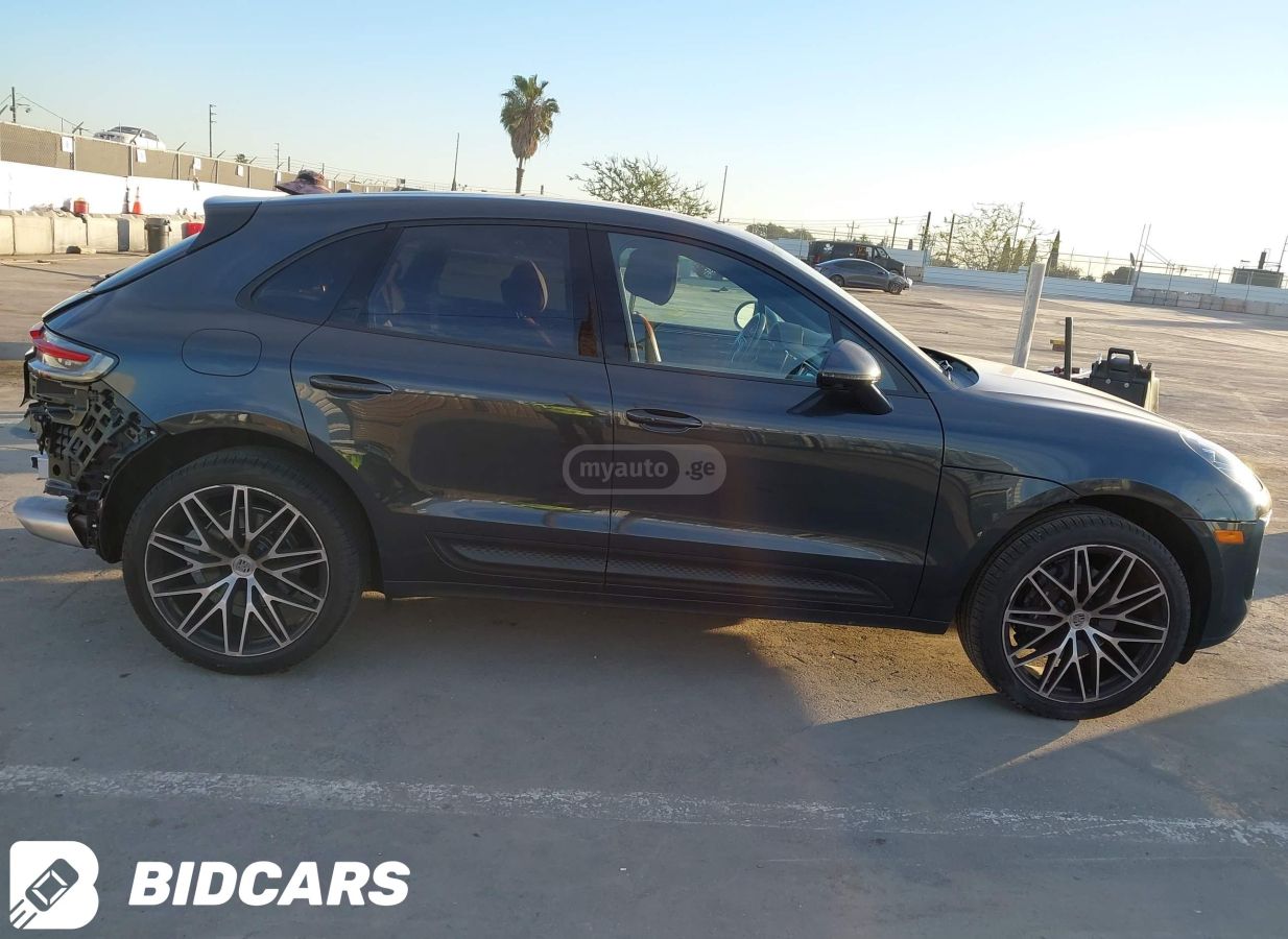 Porsche Macan - фото 7