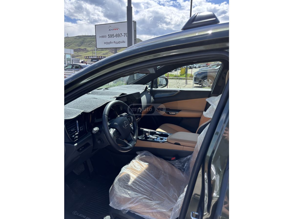 Lexus NX 350 - фото 11