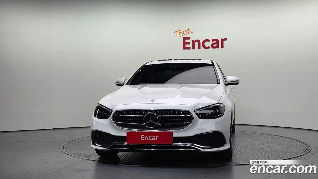 Mercedes-Benz E 63 AMG 2021 — миниатюра 3