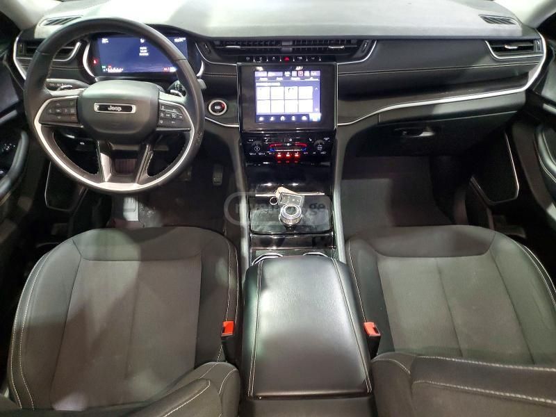 Jeep Grand Cherokee - фото 8