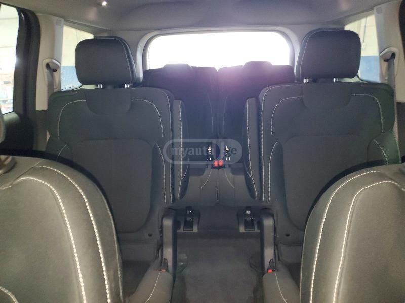 Jeep Grand Cherokee - фото 9