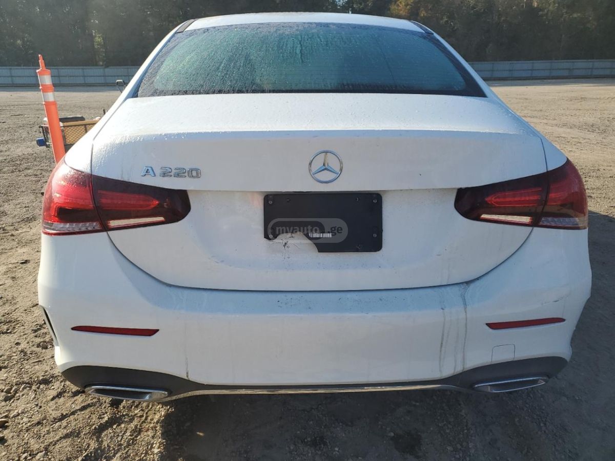 Mercedes-Benz A 220 2022 — миниатюра 6