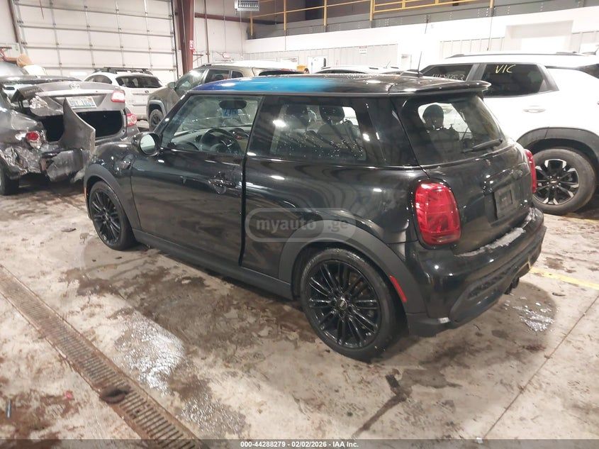 MINI Cooper 2024 — миниатюра 3