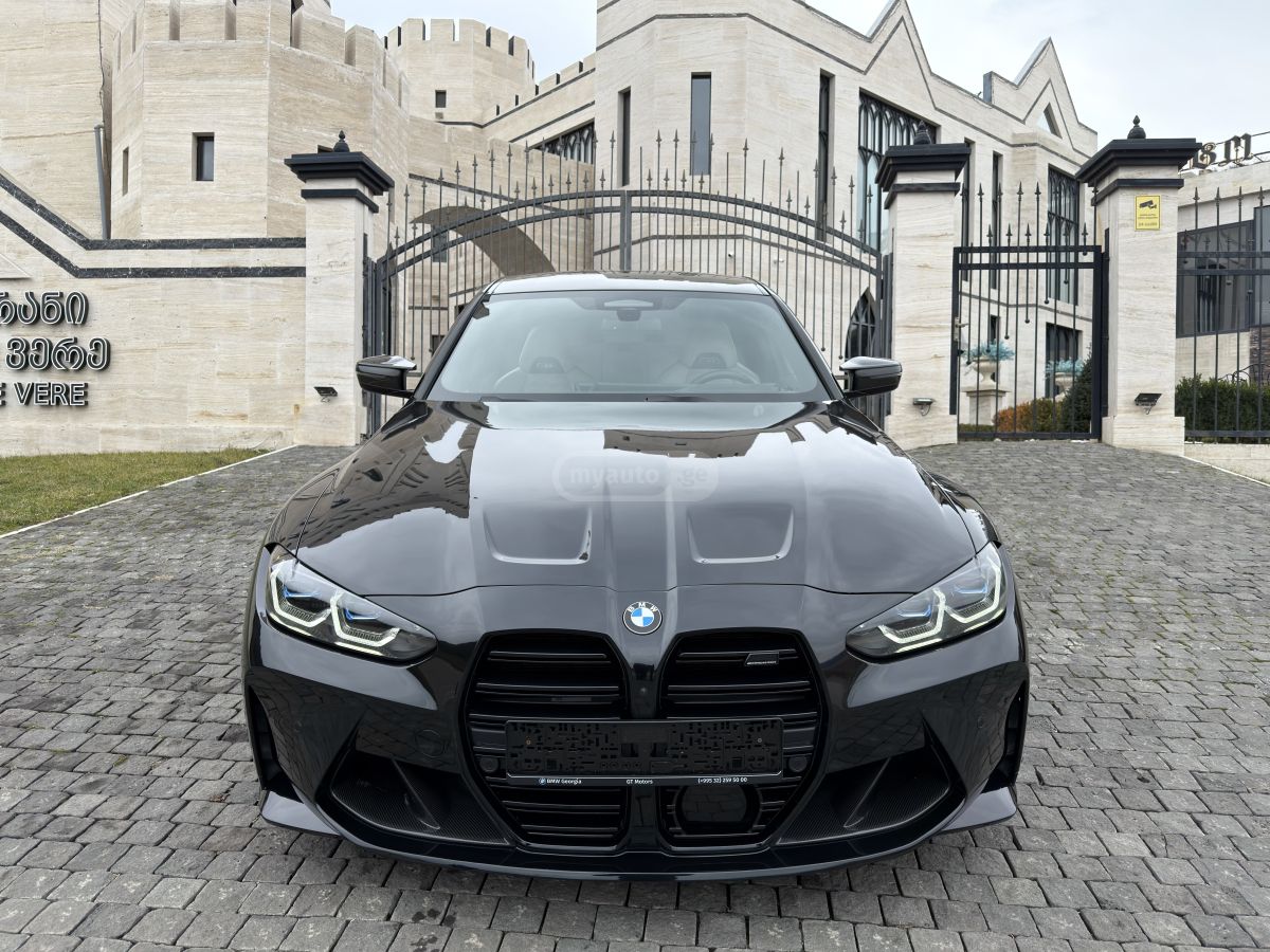 BMW M3 - фото 1