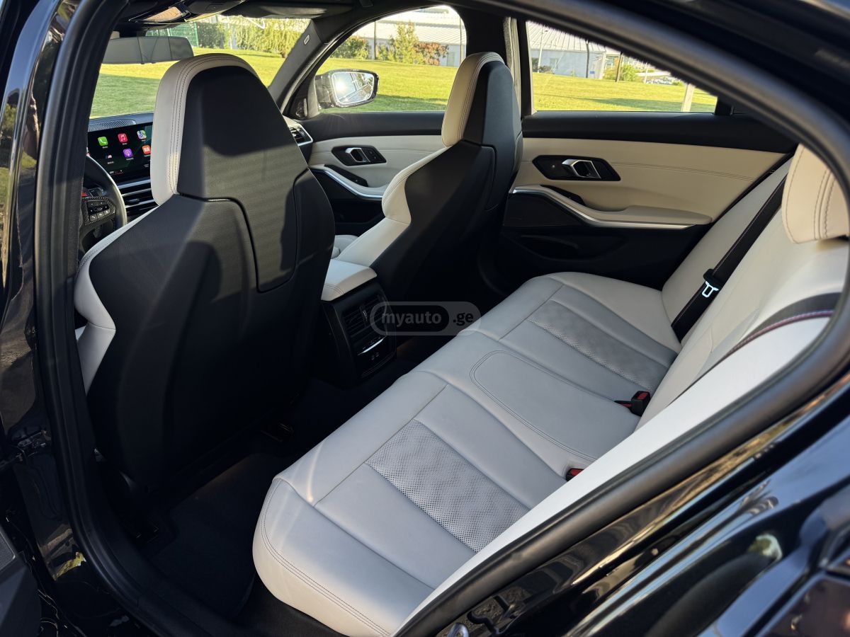 BMW Competition xDrive 4dr All-Whe — миниатюра 12