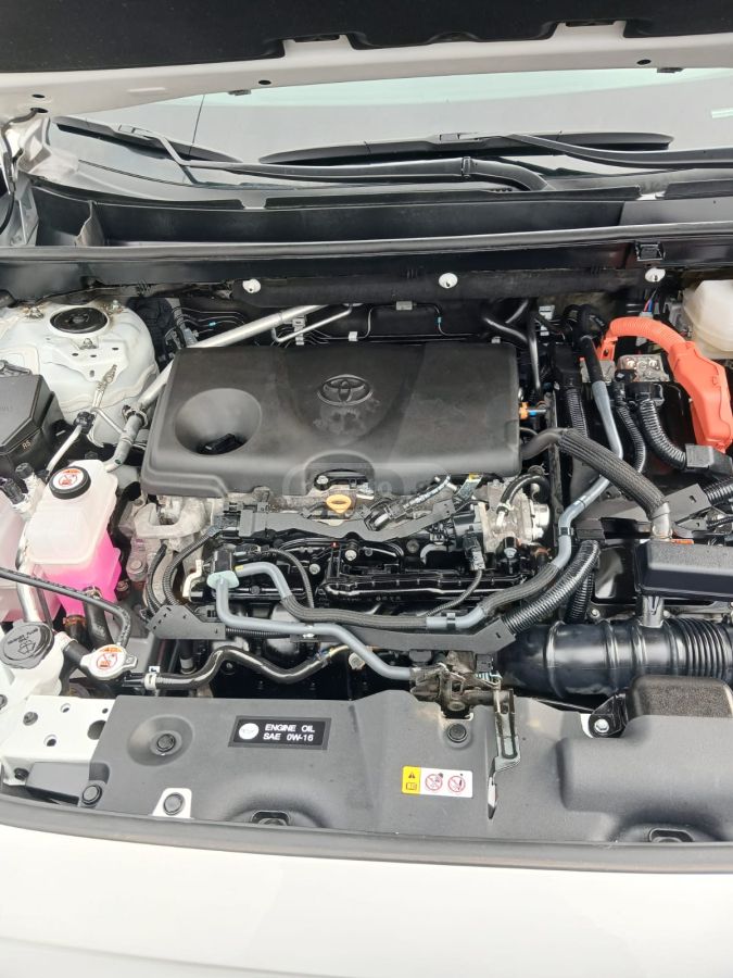 Toyota LE 4dr All-Wheel Drive Automat — миниатюра 11