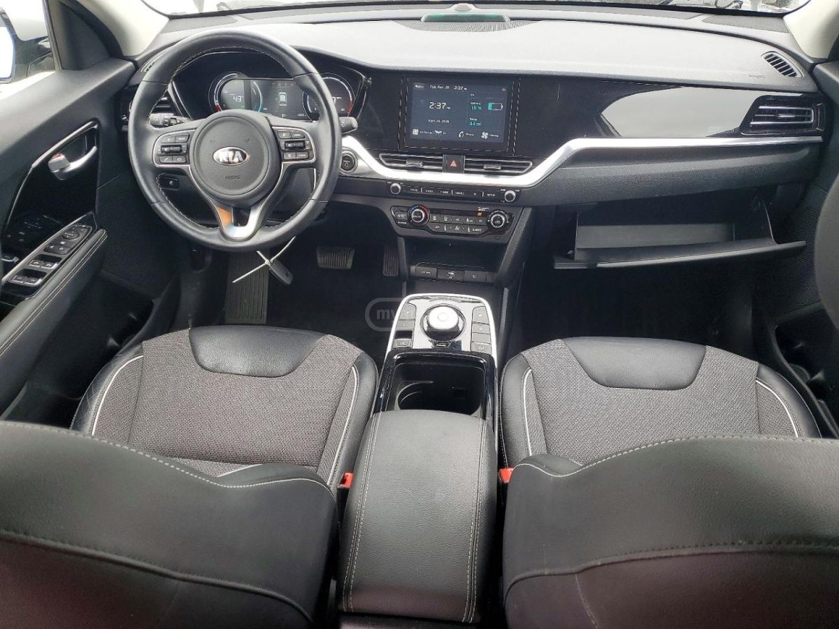Kia Niro - фото 8