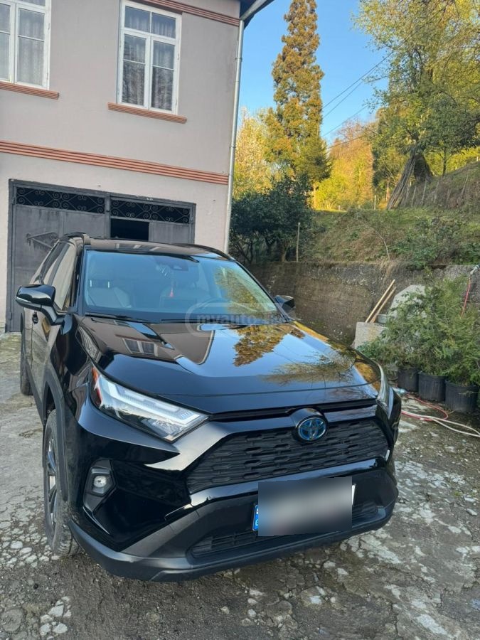 Toyota RAV 4 - фото 9