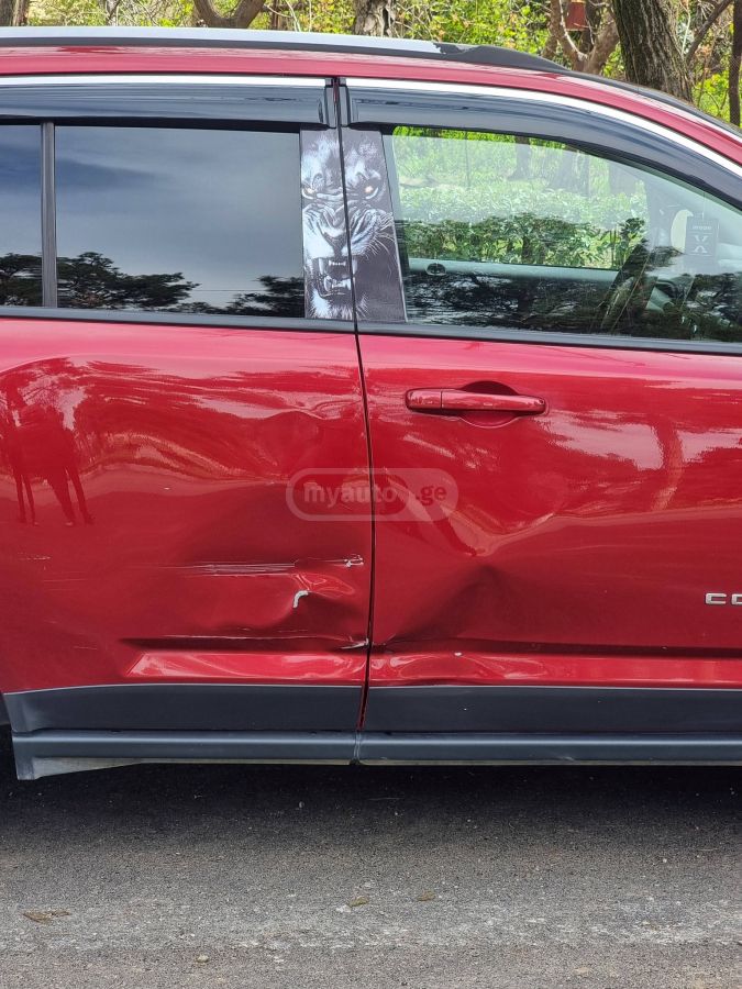 Jeep Compass - фото 15