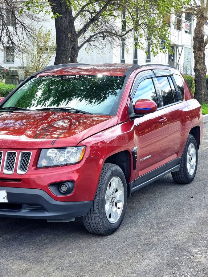 Jeep Compass - фото 3