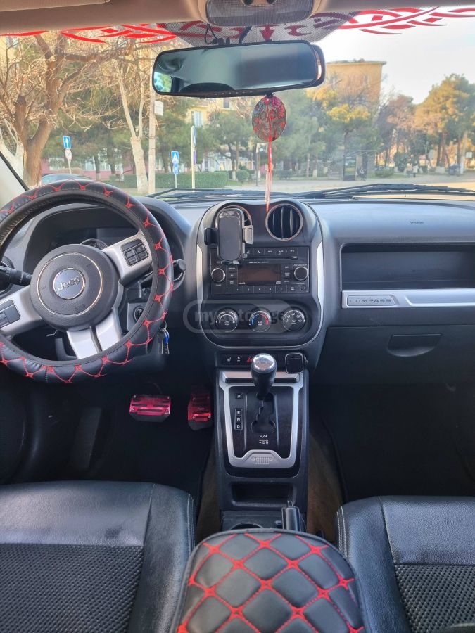 Jeep Compass - фото 5