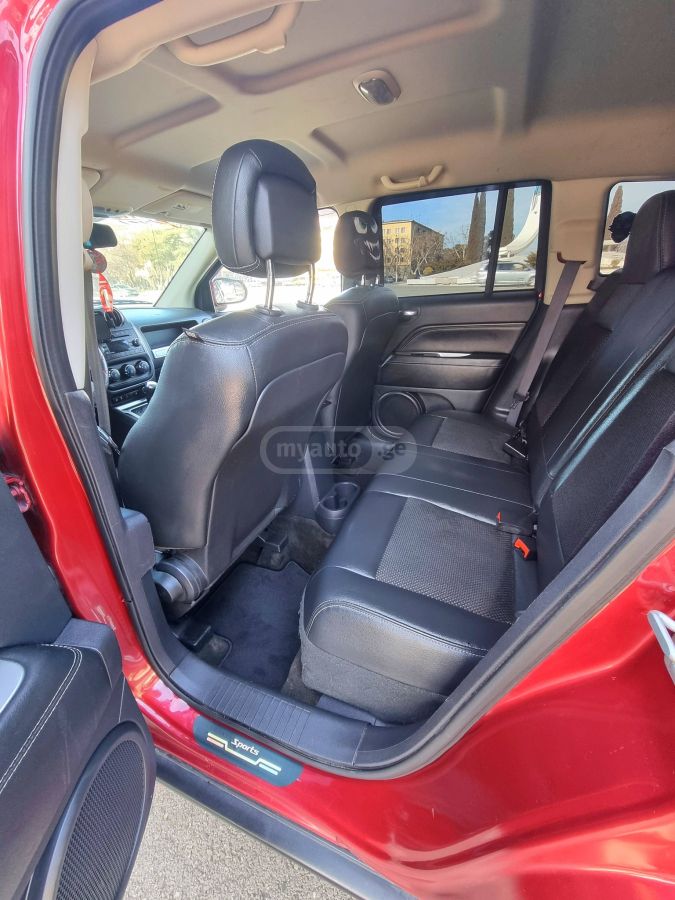 Jeep Compass - фото 9