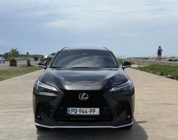 LexusNX 350