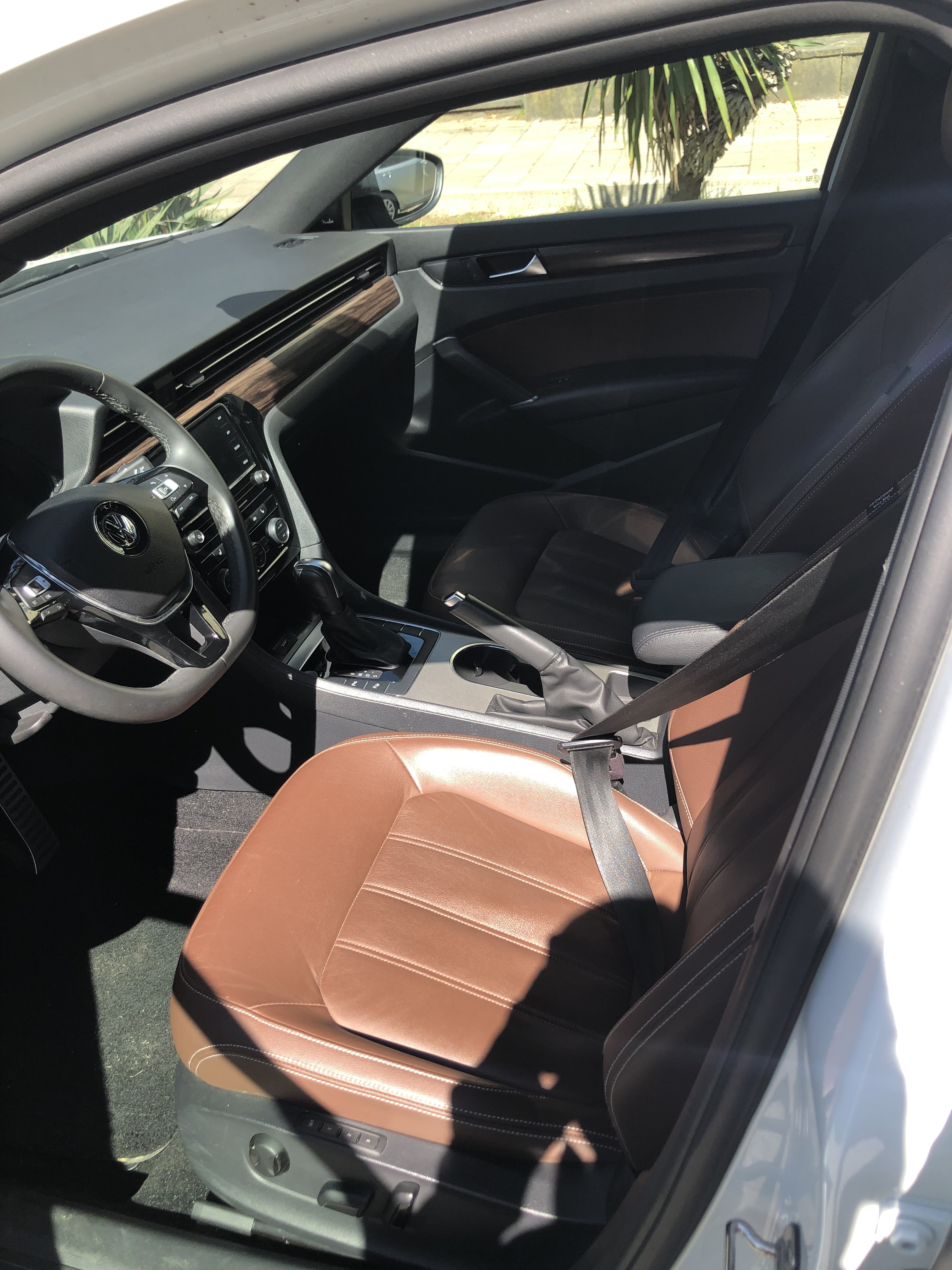 Volkswagen Passat Limited Edition 2022 — миниатюра 9