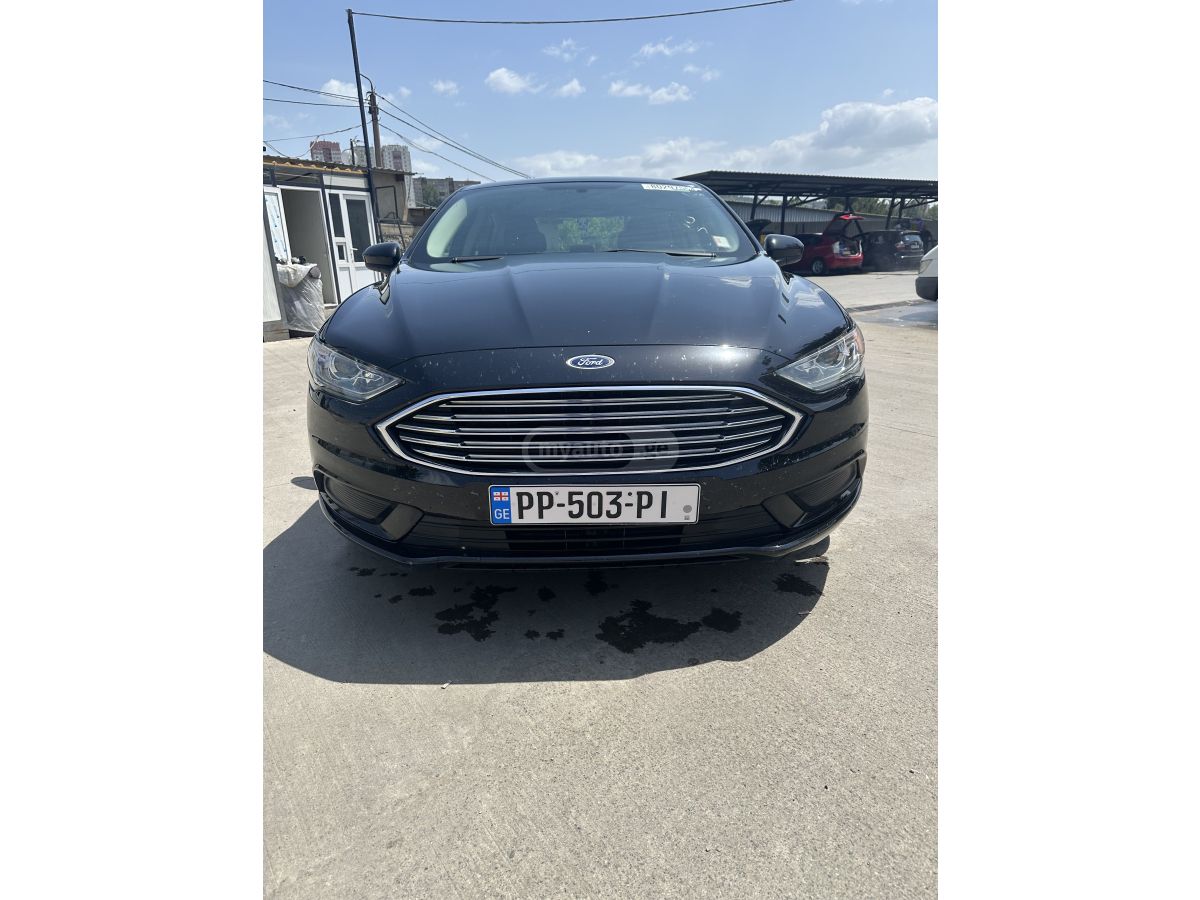 Ford Fusion - фото 1