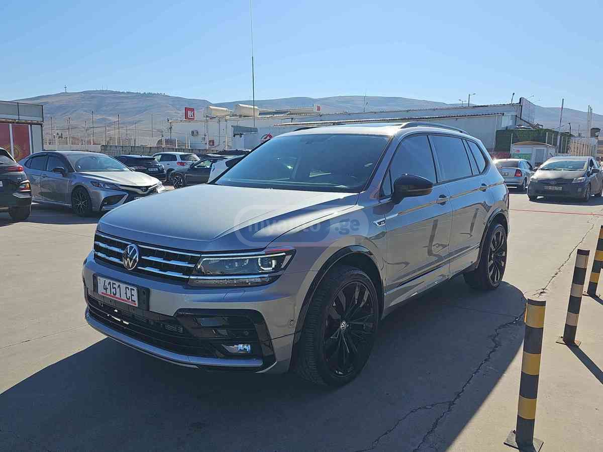 Volkswagen Volkswagen Tiguan — миниатюра 1
