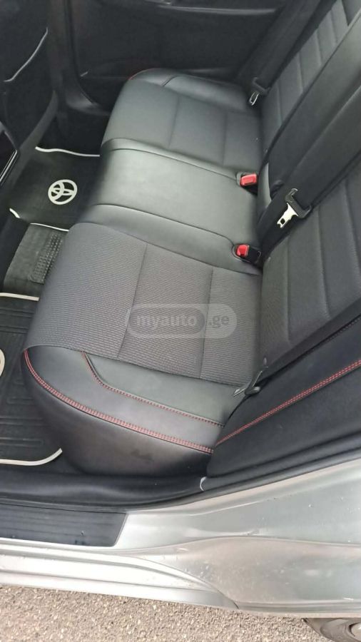 Toyota Camry - фото 11