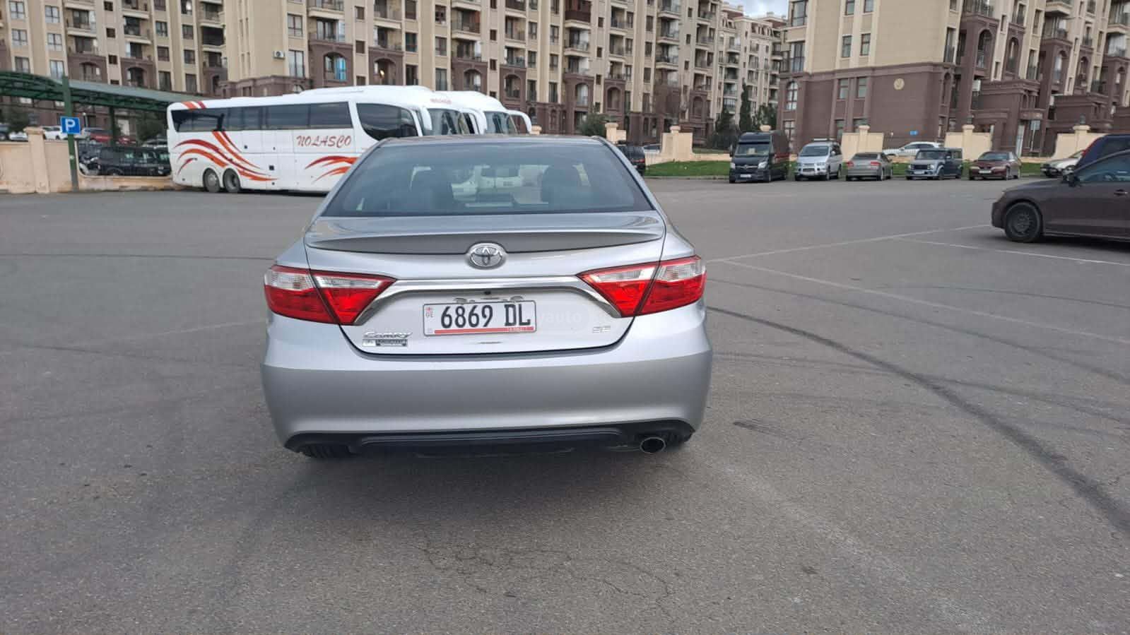 Toyota Camry - фото 6