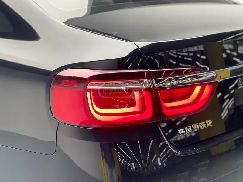 Citroen C6 2021 — миниатюра 10