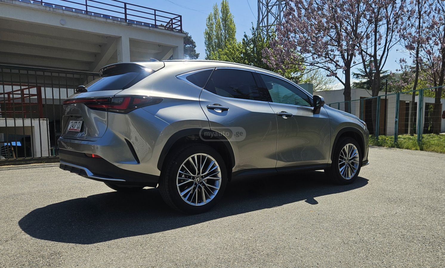 Lexus NX 350 - фото 7