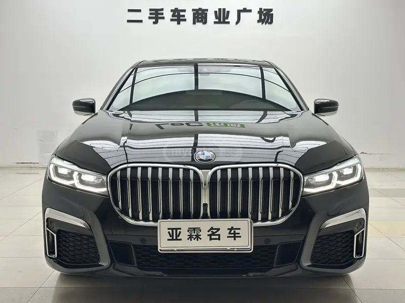 BMW 760 - фото 2