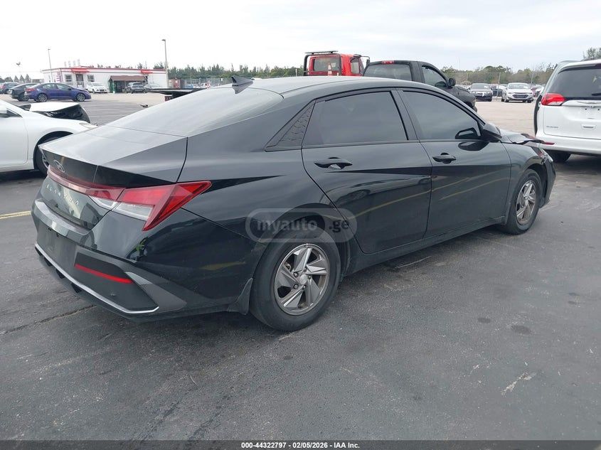 Hyundai SE — миниатюра 2