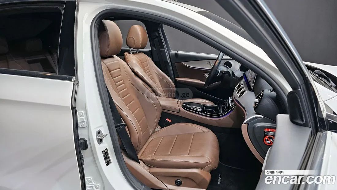 Mercedes-Benz E53 AMG - фото 12