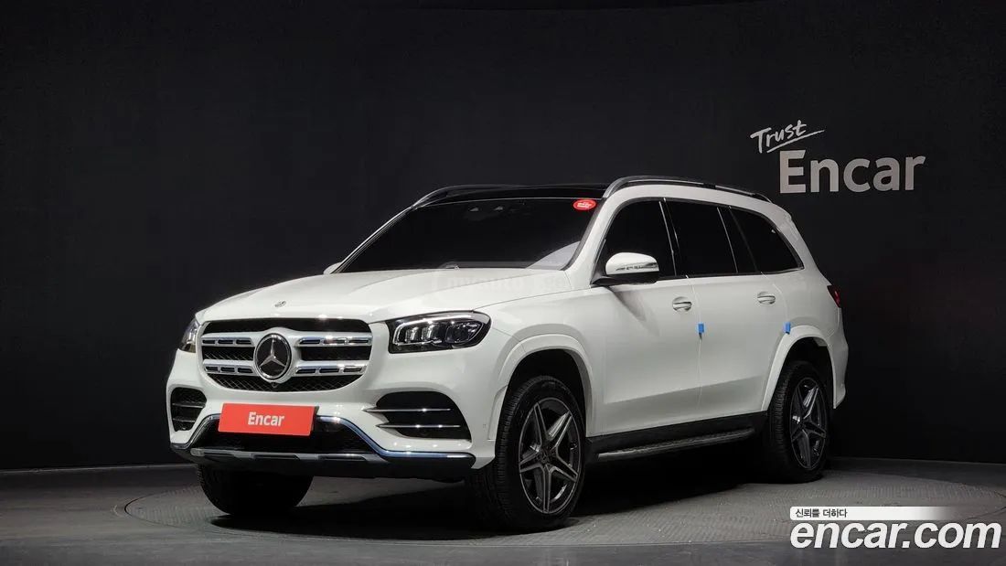 Mercedes-Benz GLS 63 AMG - фото 1