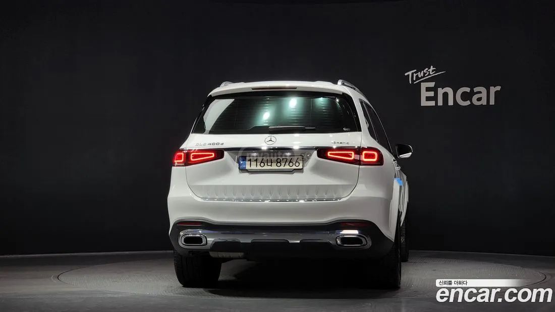 Mercedes-Benz GLS 63 AMG - фото 4