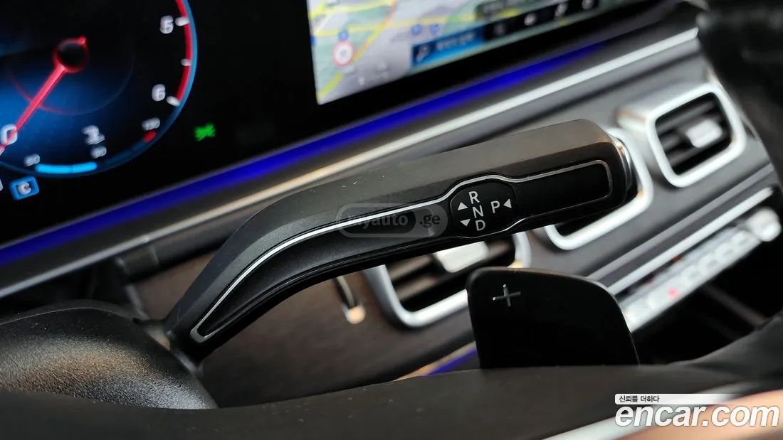 Mercedes-Benz GLS 63 AMG - фото 9