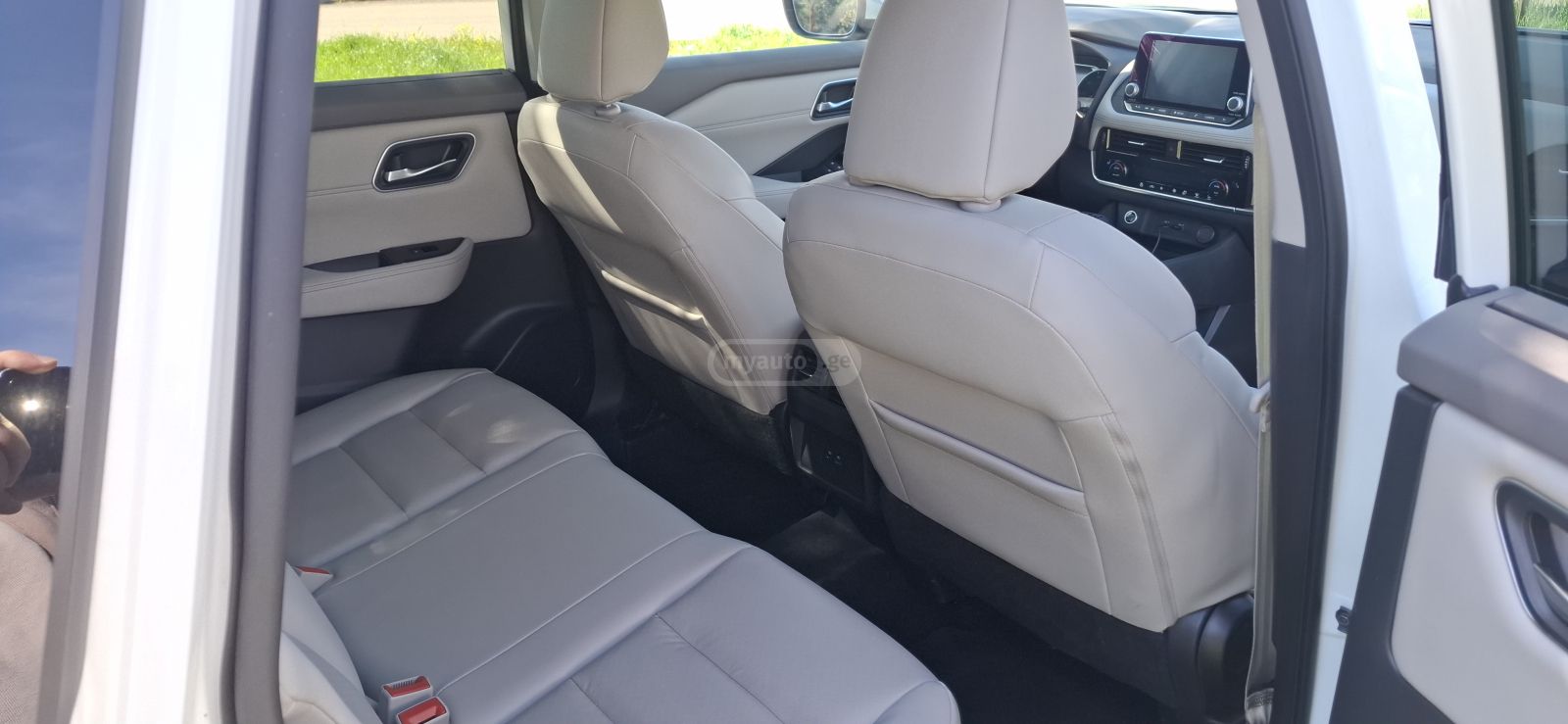 Nissan Rogue - фото 12