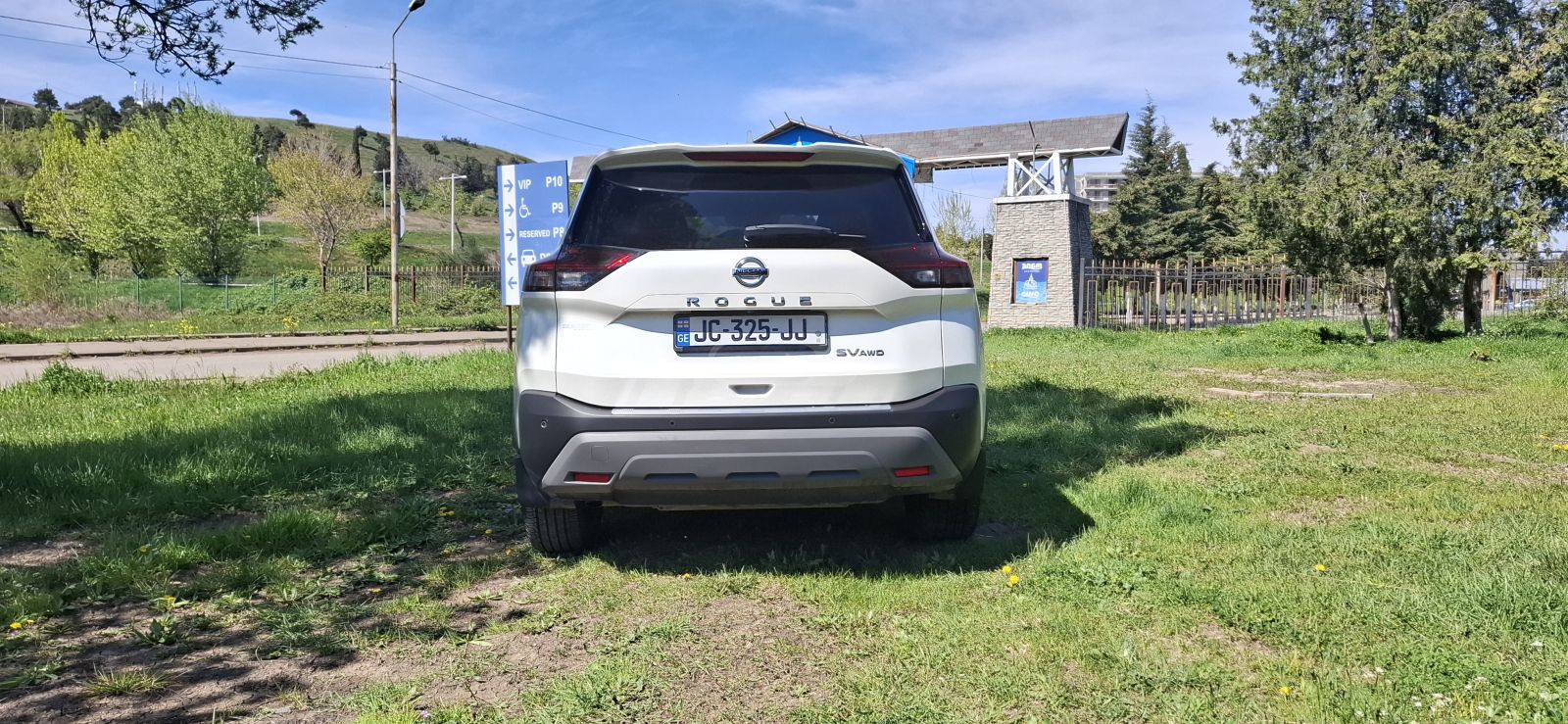 Nissan Rogue - фото 4