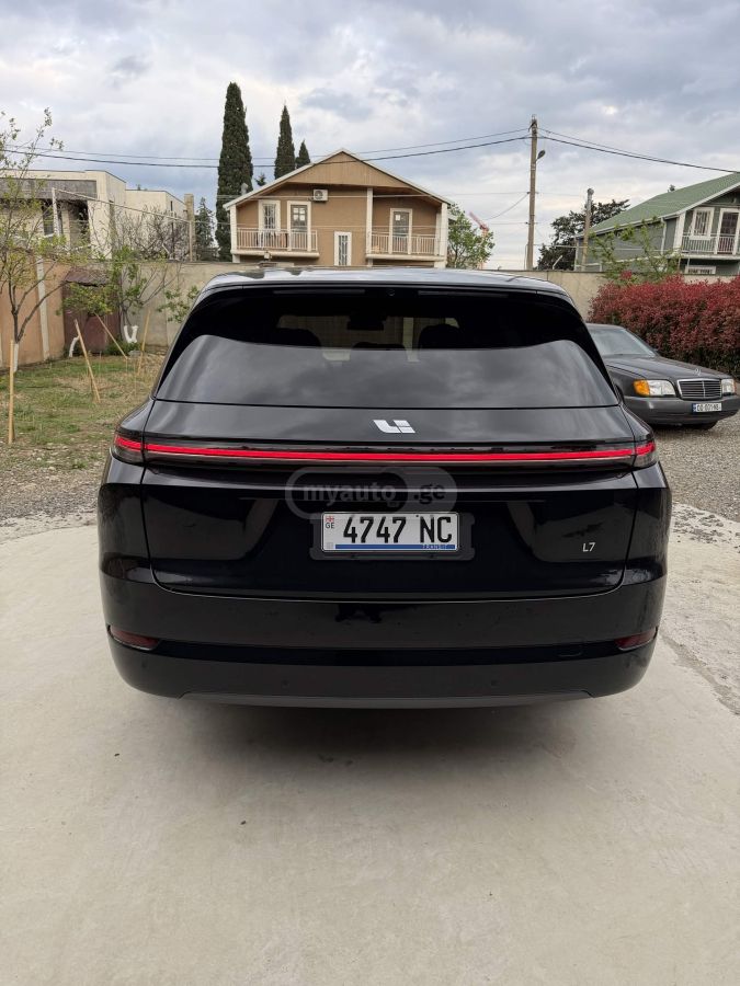 Lixiang L7 - фото 5