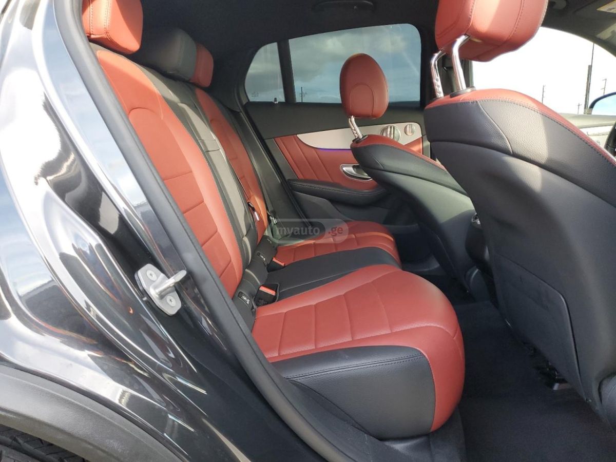 Mercedes-Benz GLC 300 Coupe 2022 — миниатюра 4