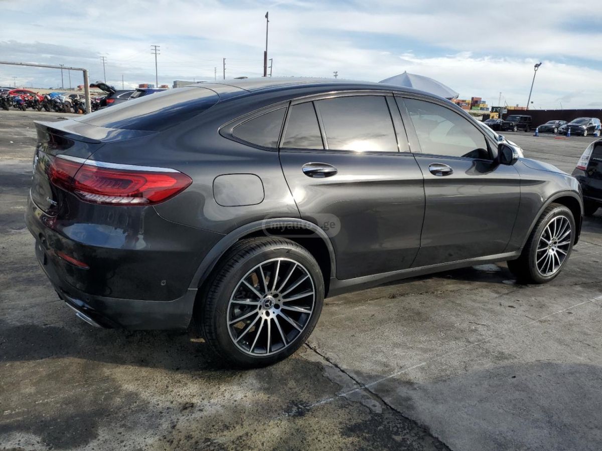 Mercedes-Benz GLC 300 Coupe 2022 — миниатюра 5
