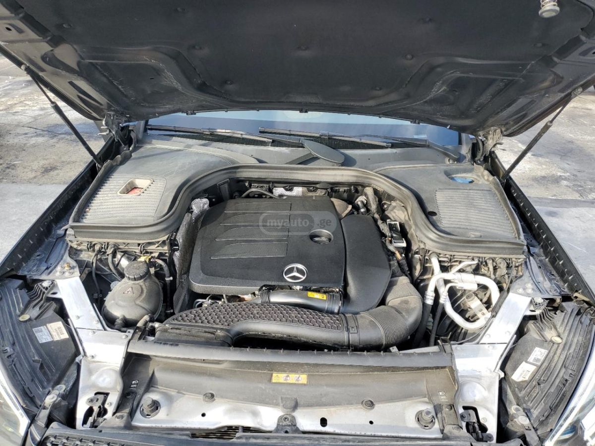 Mercedes-Benz GLC 300 Coupe 2022 — миниатюра 6