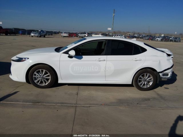 Toyota Camry LE 2025 — миниатюра 12