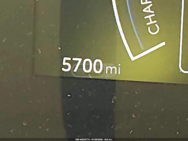 Toyota Camry LE 2025 — миниатюра 7