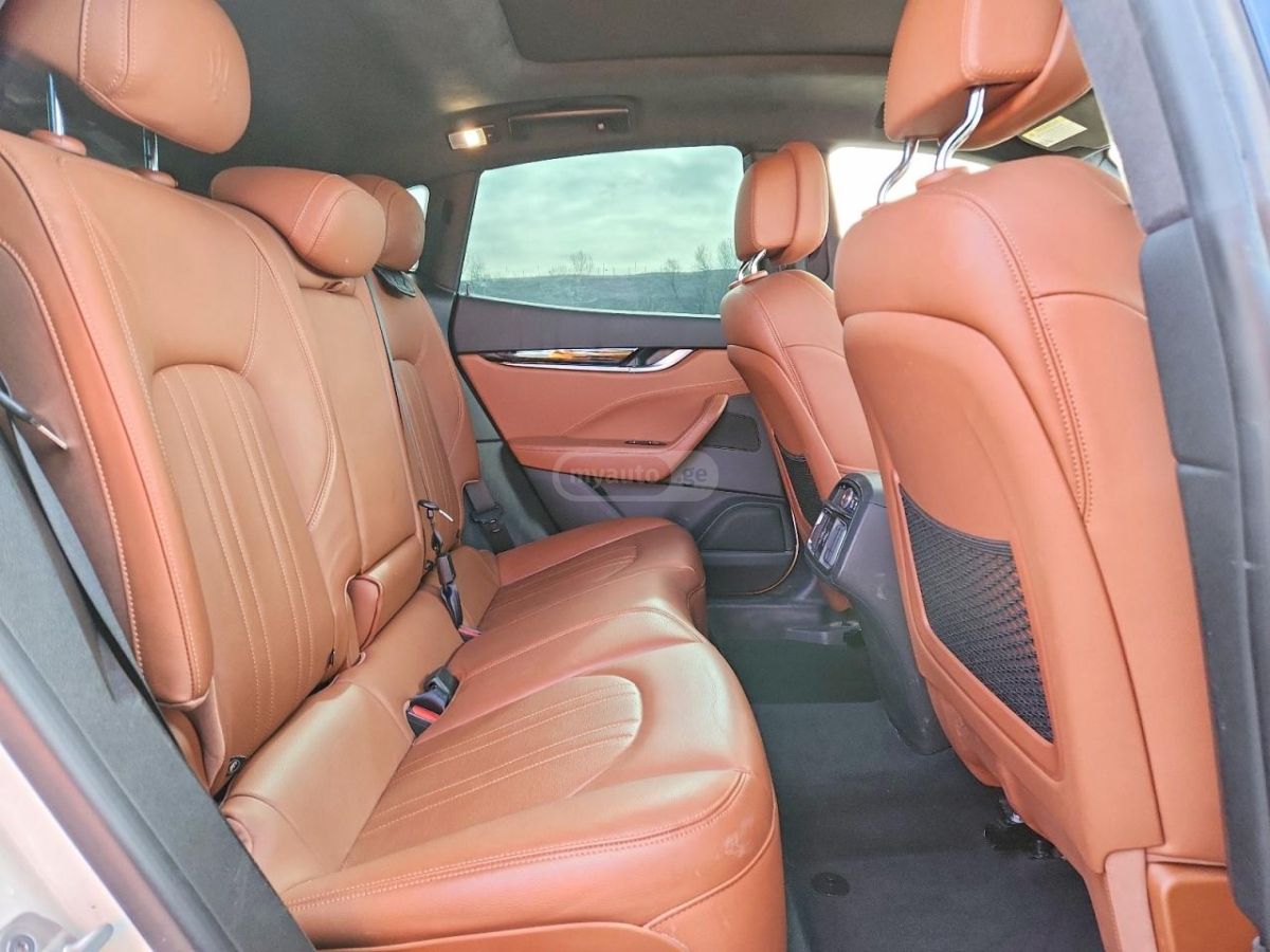 Maserati Levante BASE 2022 — миниатюра 11