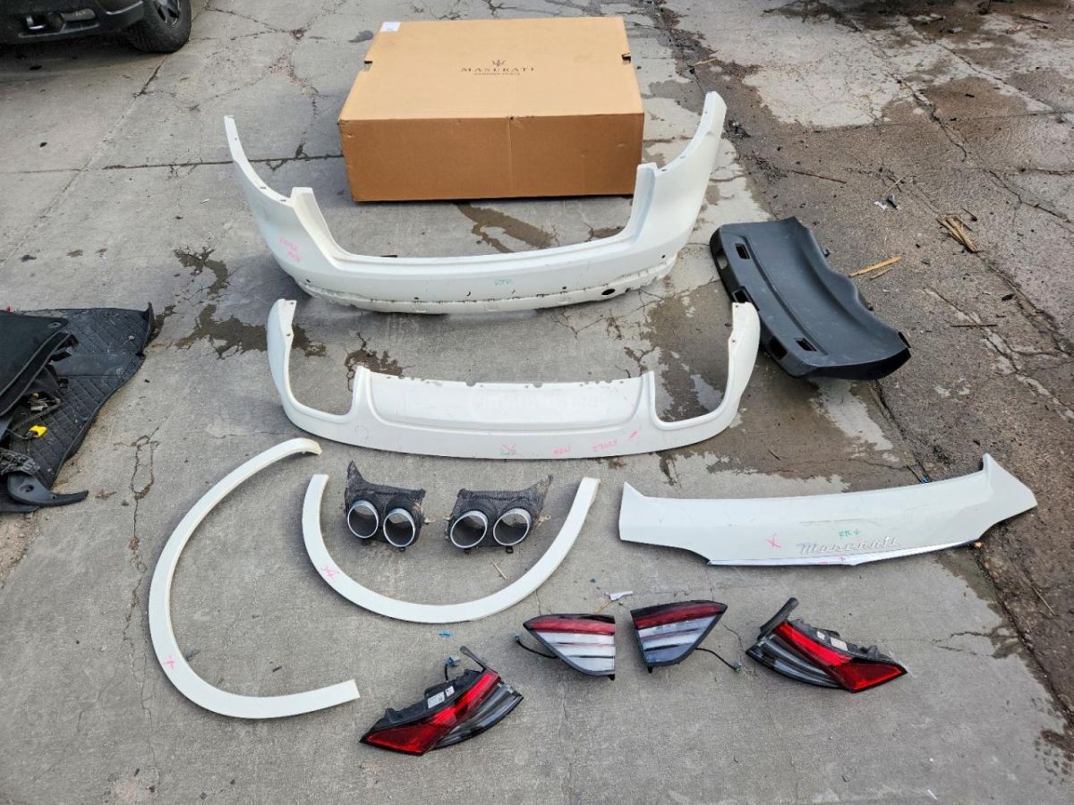 Maserati Levante BASE 2022 — миниатюра 13